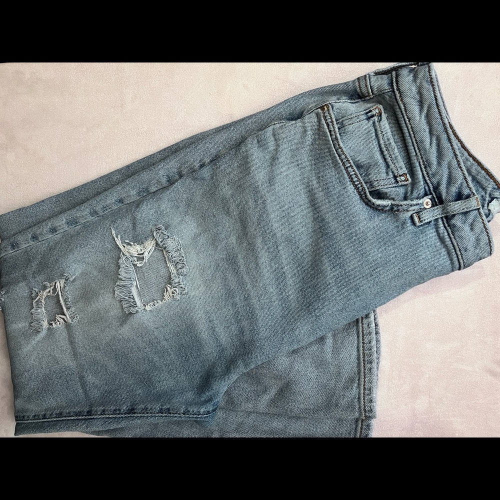 Forever 21 90’s Jean Size 31